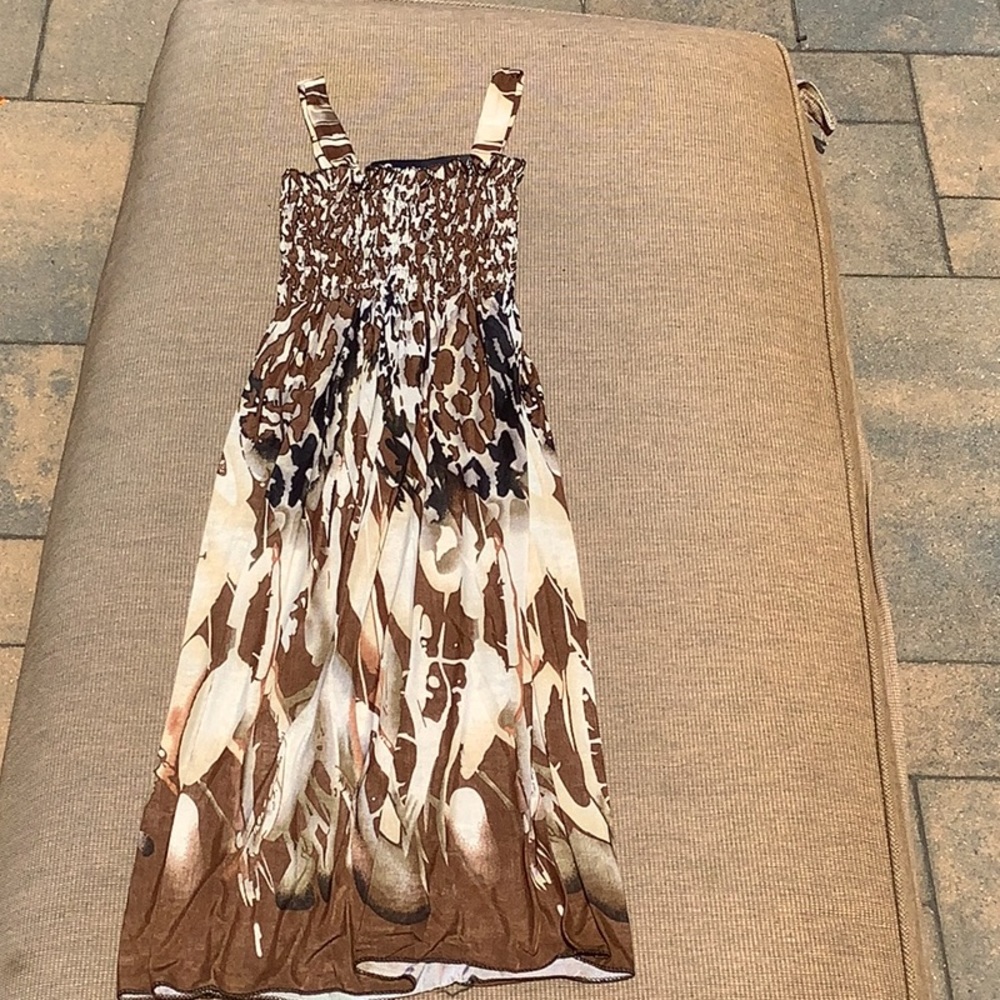 NWT BROWN SMOCK TOP SUNDRESS PRINT DRESS Size M